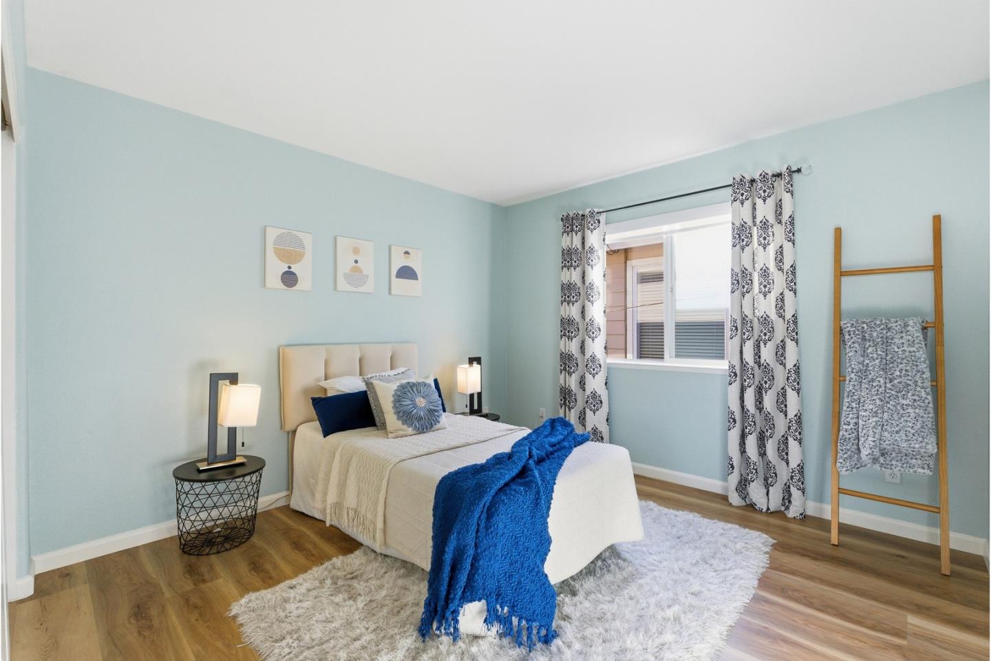 Detail Gallery Image 35 of 49 For 956 Mouton Cir, East Palo Alto,  CA 94303 - 4 Beds | 2/1 Baths