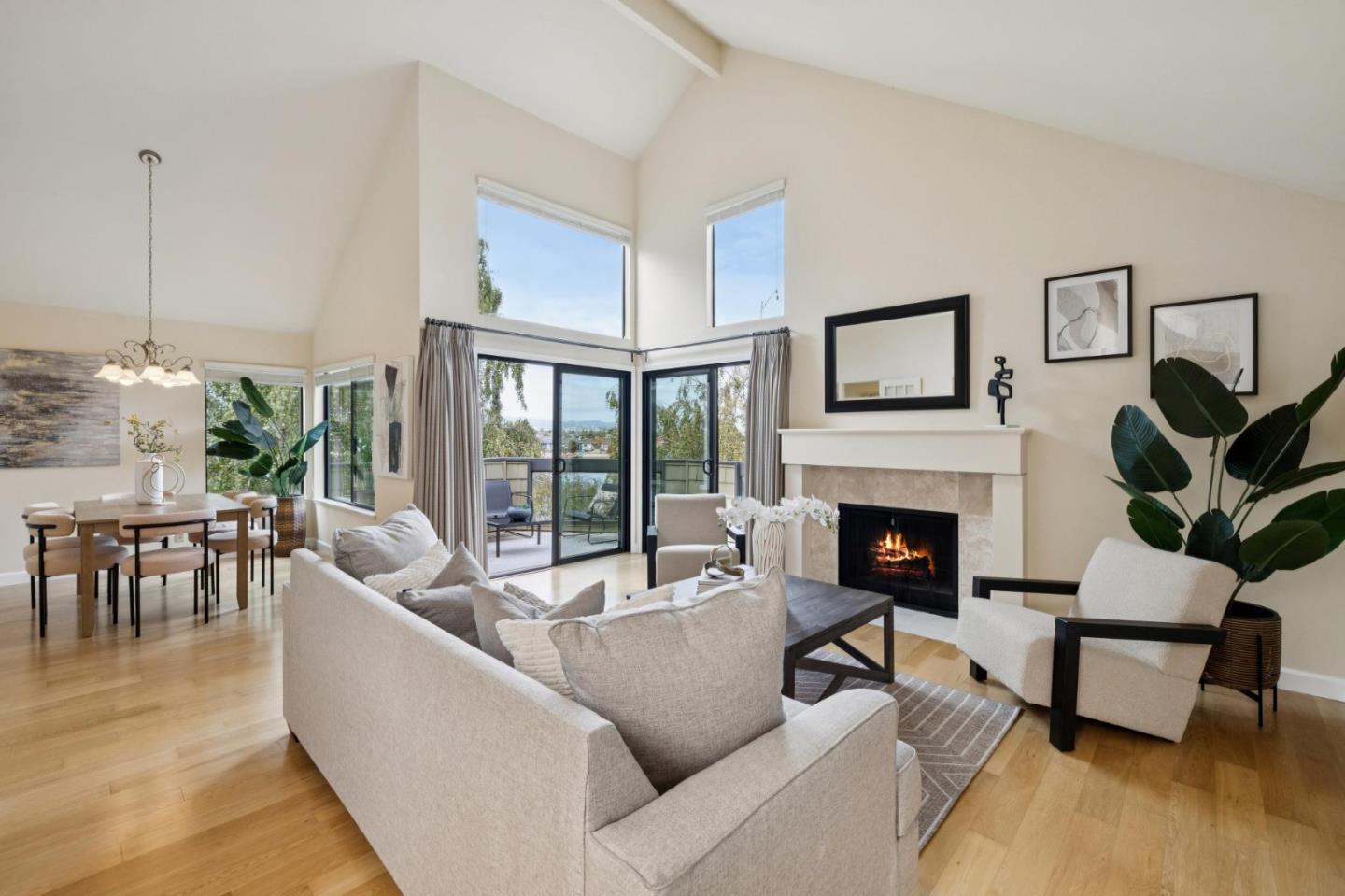 Detail Gallery Image 6 of 63 For 1016 Shoreline Dr, San Mateo,  CA 94404 - 3 Beds | 2 Baths