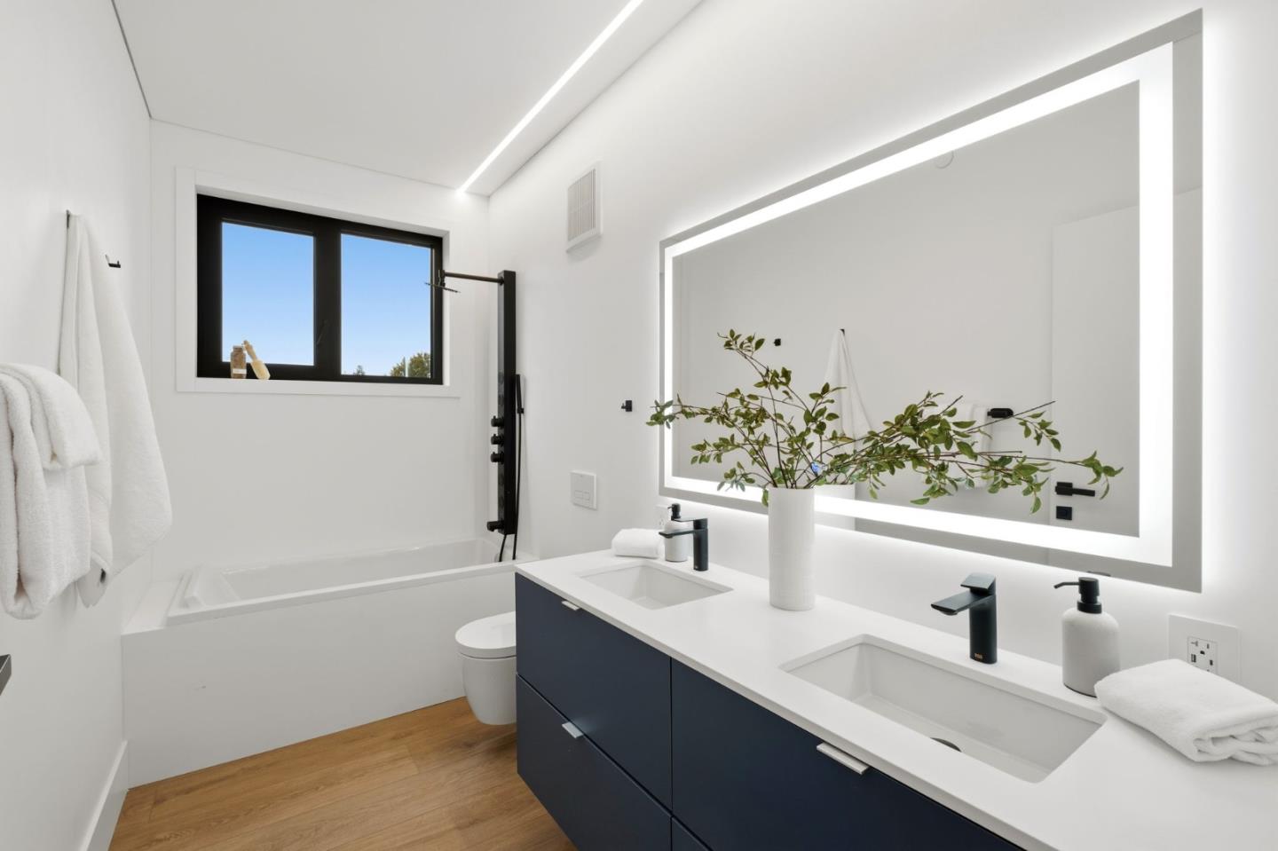 Detail Gallery Image 21 of 23 For 2820 Cardinal Ln, San Jose,  CA 95125 - 5 Beds | 3/1 Baths