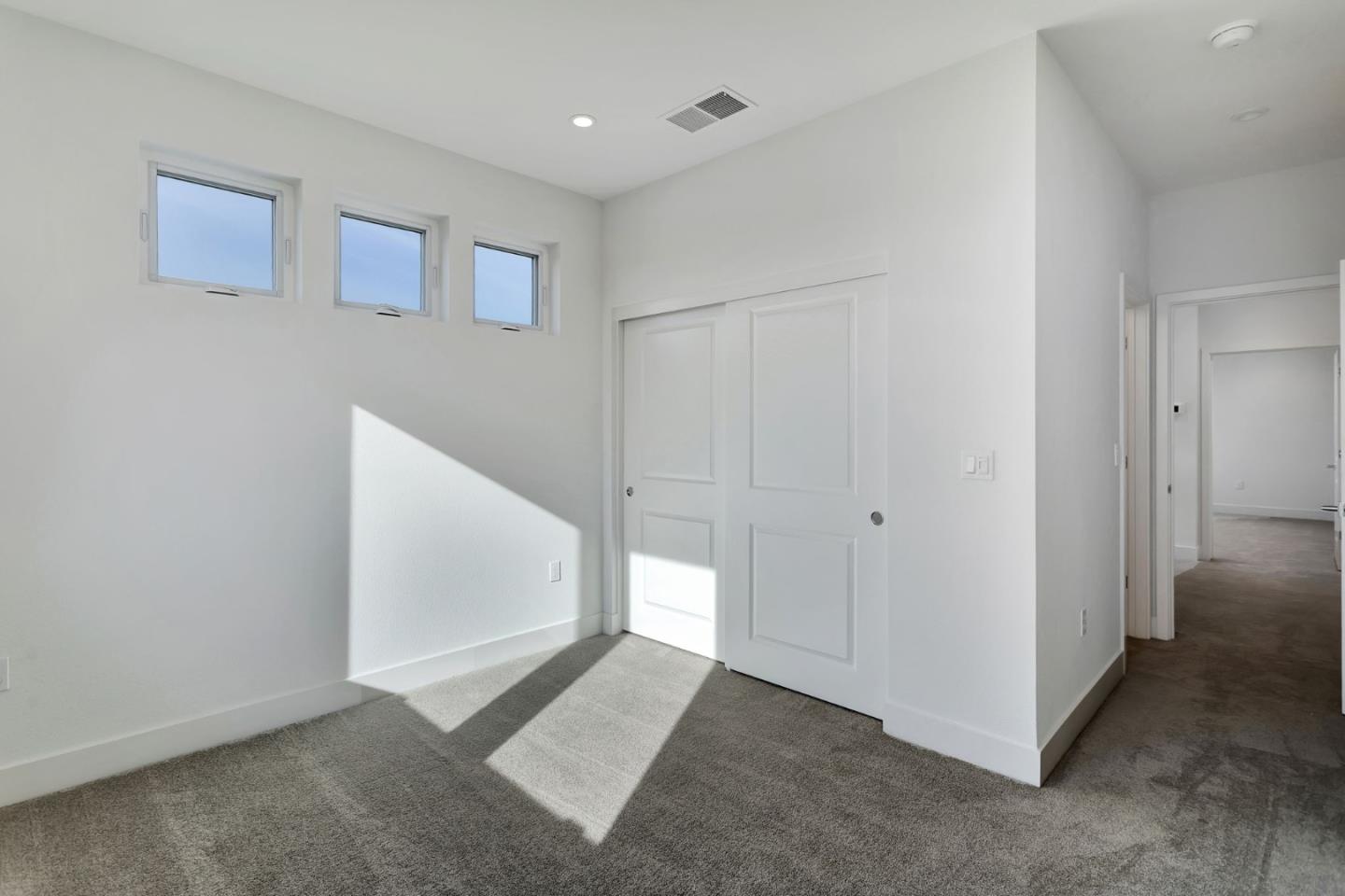 Detail Gallery Image 19 of 30 For 1101 Juana Ct, Palo Alto,  CA 94303 - 4 Beds | 4 Baths