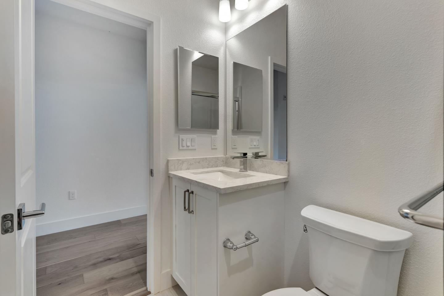 Detail Gallery Image 22 of 30 For 1101 Juana Ct, Palo Alto,  CA 94303 - 4 Beds | 4 Baths