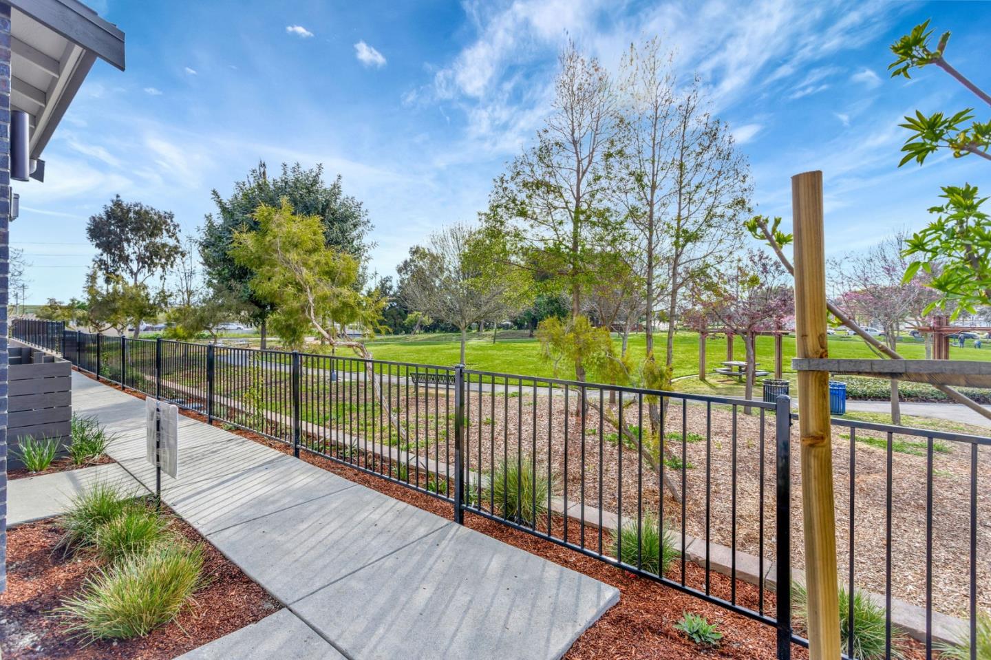 Detail Gallery Image 28 of 30 For 1101 Juana Ct, Palo Alto,  CA 94303 - 4 Beds | 4 Baths