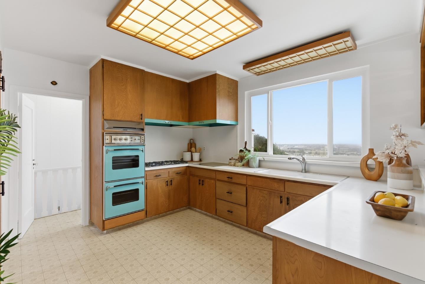 Detail Gallery Image 24 of 72 For 1597 Molitor Rd, Belmont,  CA 94002 - 4 Beds | 3/1 Baths