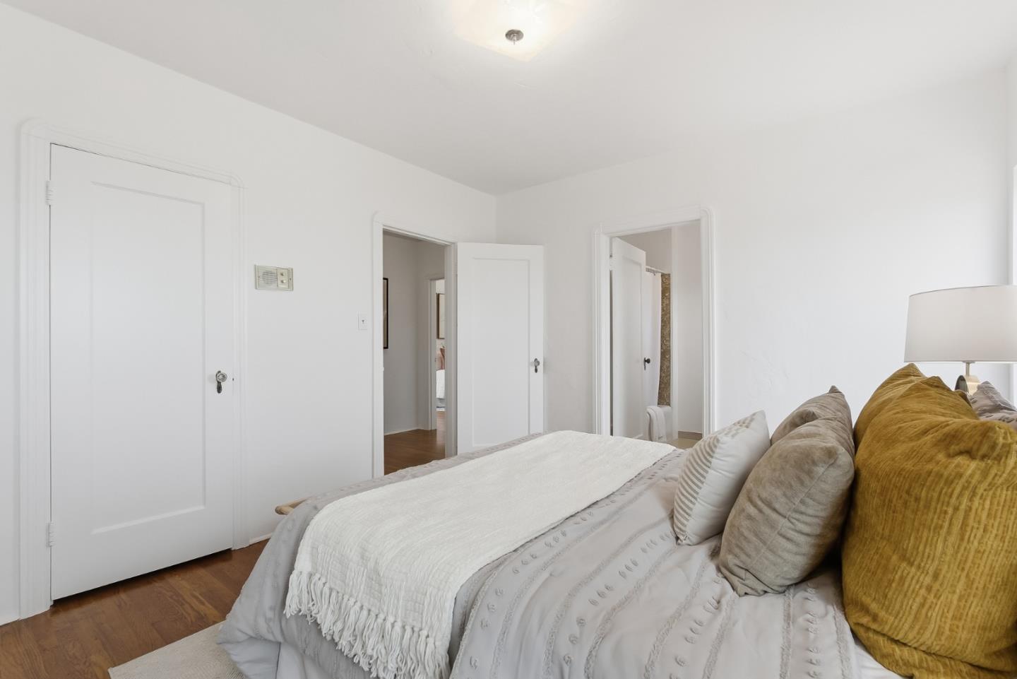 Detail Gallery Image 34 of 72 For 1597 Molitor Rd, Belmont,  CA 94002 - 4 Beds | 3/1 Baths