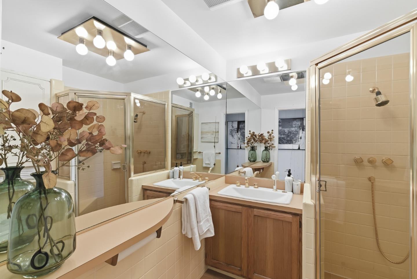 Detail Gallery Image 44 of 72 For 1597 Molitor Rd, Belmont,  CA 94002 - 4 Beds | 3/1 Baths