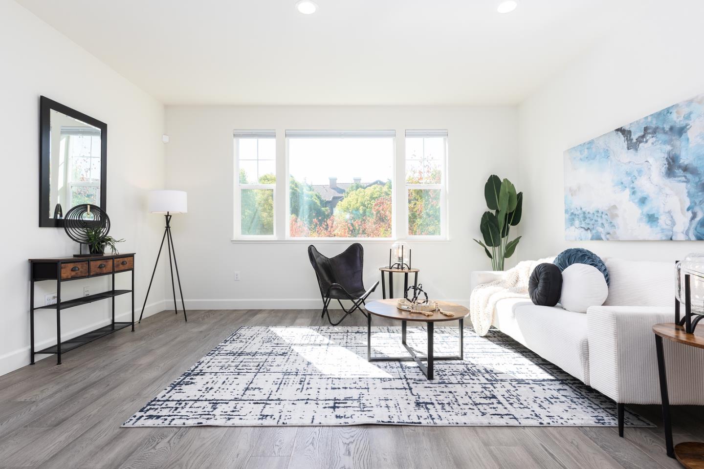 Detail Gallery Image 15 of 40 For 733 E Evelyn Ave, Sunnyvale,  CA 94086 - 3 Beds | 3/1 Baths