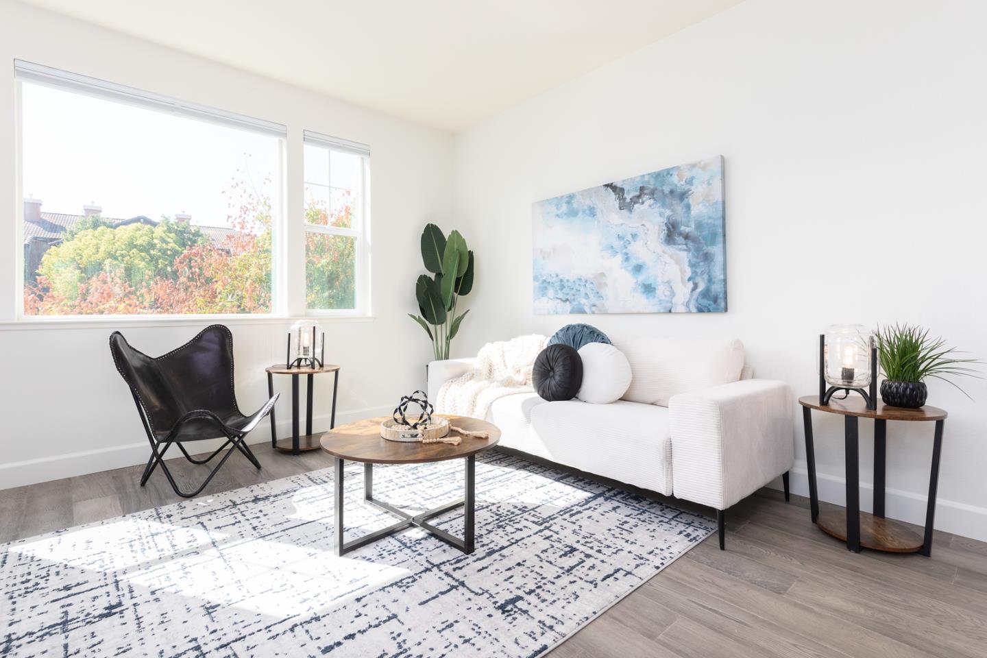 Detail Gallery Image 17 of 40 For 733 E Evelyn Ave, Sunnyvale,  CA 94086 - 3 Beds | 3/1 Baths