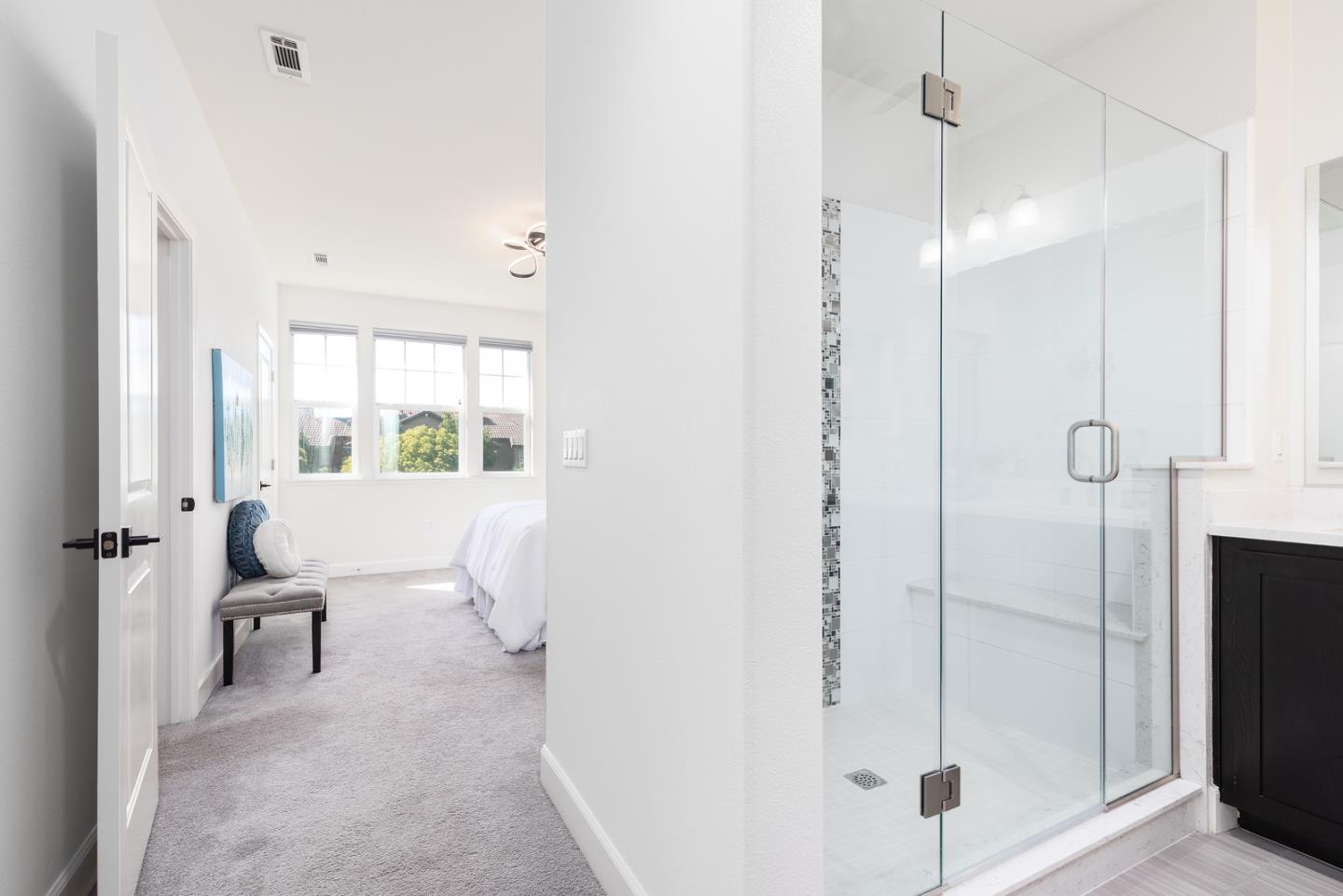 Detail Gallery Image 18 of 40 For 733 E Evelyn Ave, Sunnyvale,  CA 94086 - 3 Beds | 3/1 Baths