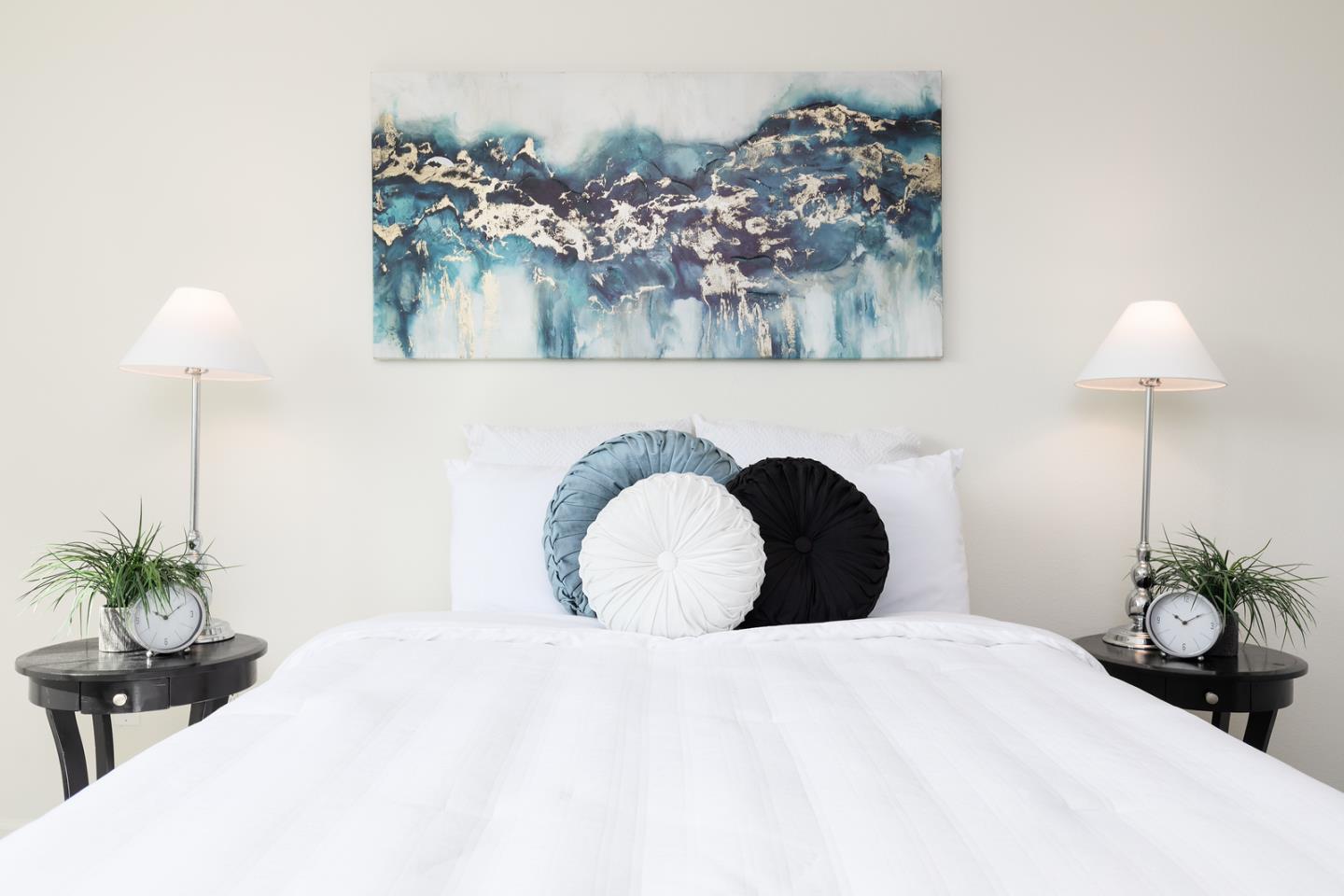 Detail Gallery Image 23 of 40 For 733 E Evelyn Ave, Sunnyvale,  CA 94086 - 3 Beds | 3/1 Baths