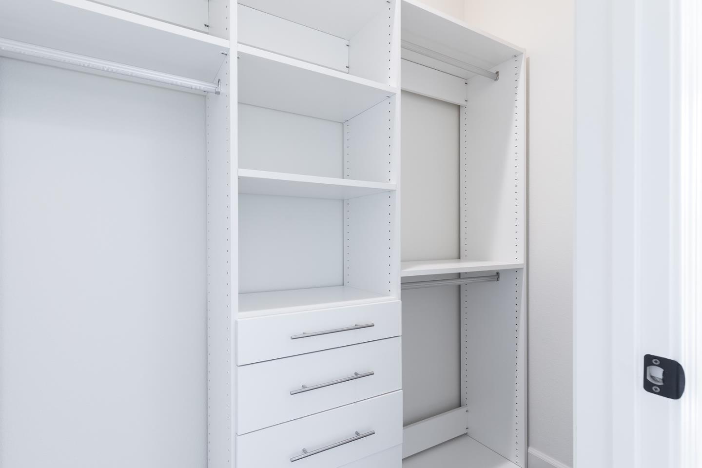 Detail Gallery Image 25 of 40 For 733 E Evelyn Ave, Sunnyvale,  CA 94086 - 3 Beds | 3/1 Baths