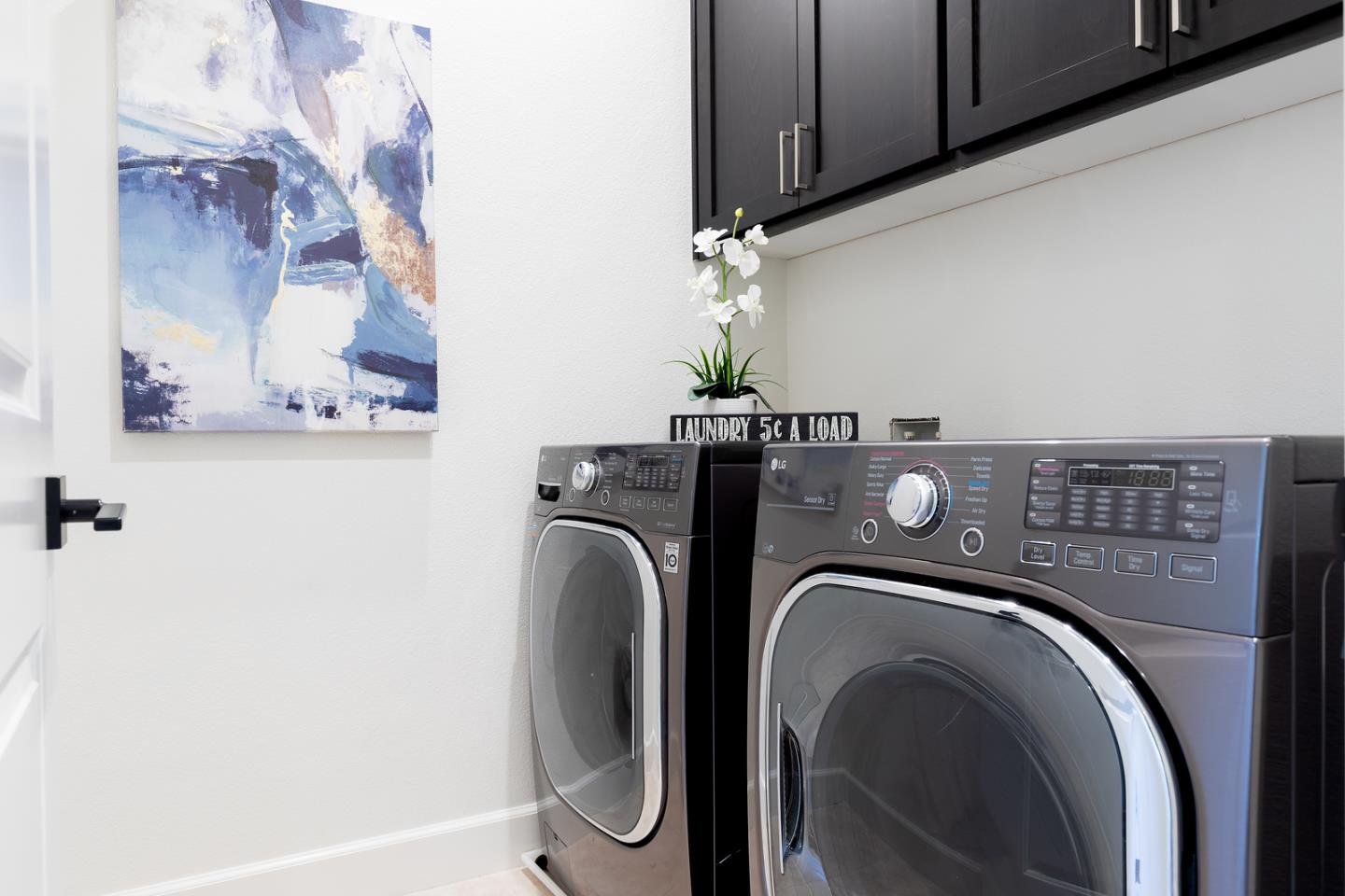 Detail Gallery Image 27 of 40 For 733 E Evelyn Ave, Sunnyvale,  CA 94086 - 3 Beds | 3/1 Baths