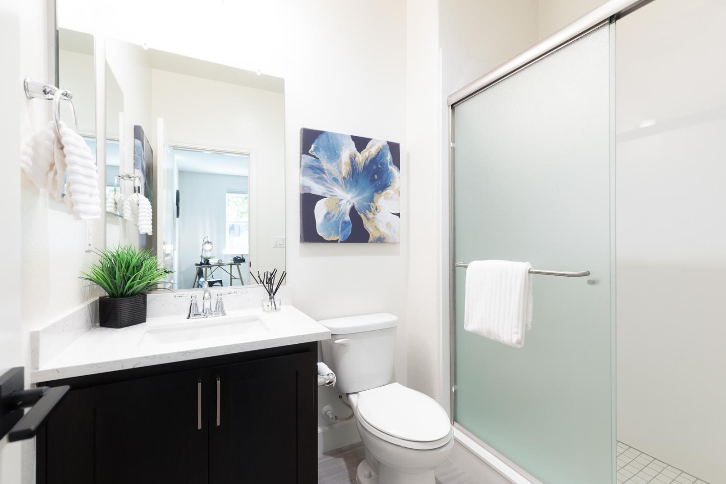 Detail Gallery Image 35 of 40 For 733 E Evelyn Ave, Sunnyvale,  CA 94086 - 3 Beds | 3/1 Baths