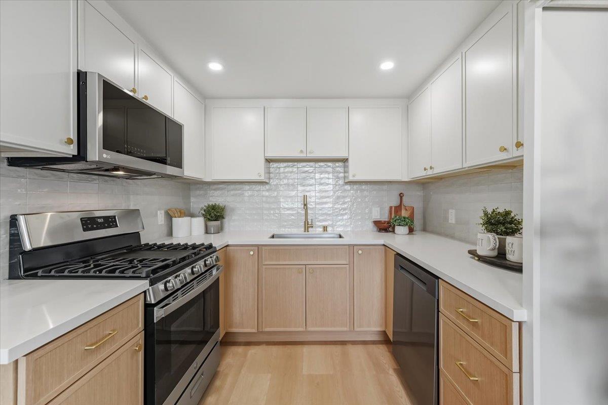 Detail Gallery Image 22 of 57 For 6234 Zulmida Ave, Newark,  CA 94560 - 3 Beds | 1 Baths