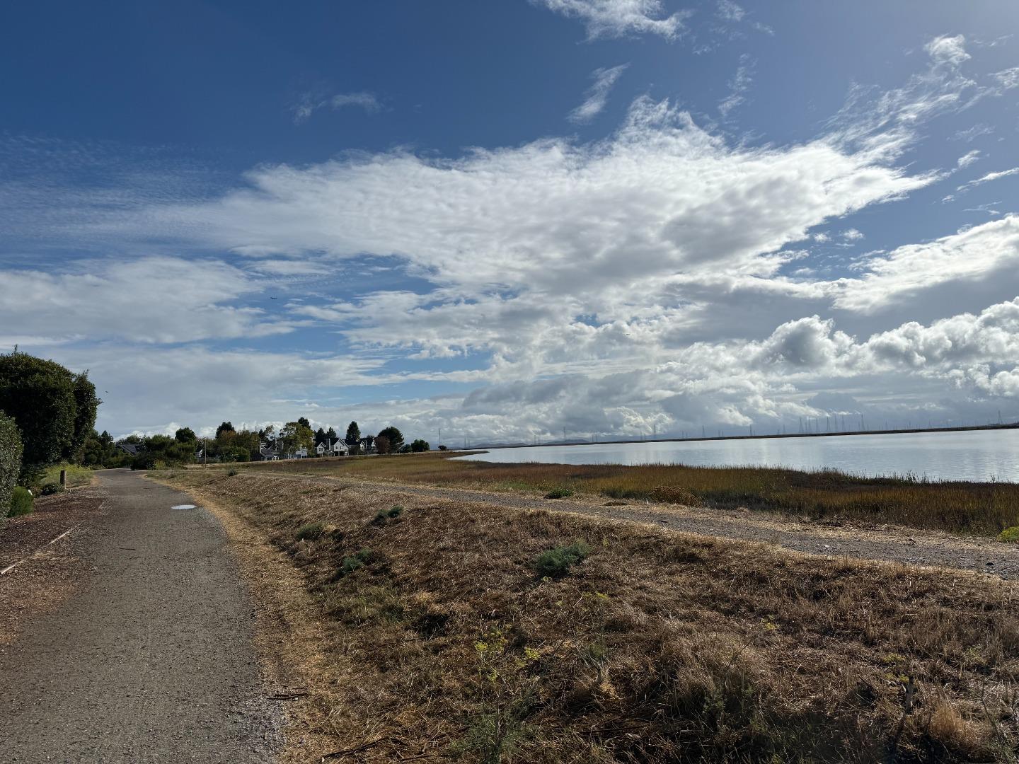 Detail Gallery Image 42 of 45 For 29 Barcelona Cir, Redwood City,  CA 94065 - 4 Beds | 2/1 Baths