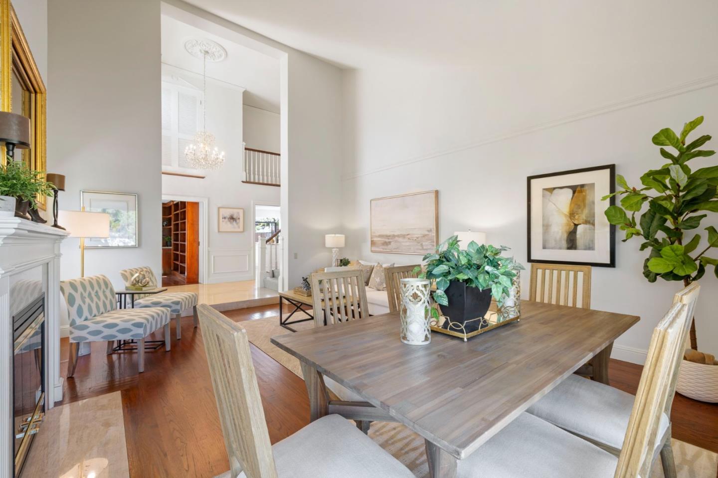 Detail Gallery Image 6 of 45 For 29 Barcelona Cir, Redwood City,  CA 94065 - 4 Beds | 2/1 Baths