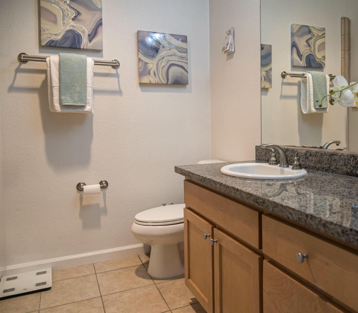 Detail Gallery Image 10 of 17 For 2968 Moorpark Ave #17,  San Jose,  CA 95128 - 2 Beds | 2 Baths