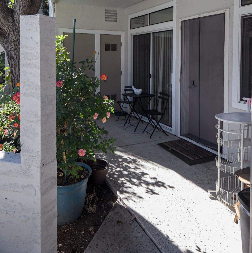 Detail Gallery Image 14 of 17 For 2968 Moorpark Ave #17,  San Jose,  CA 95128 - 2 Beds | 2 Baths