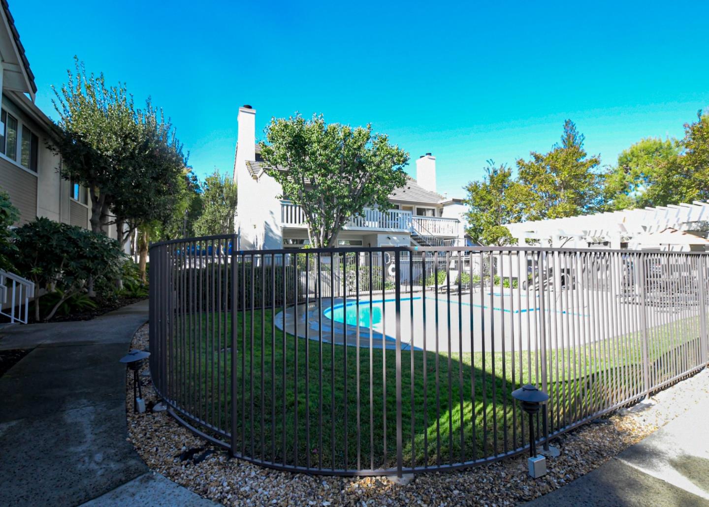 Detail Gallery Image 16 of 17 For 2968 Moorpark Ave #17,  San Jose,  CA 95128 - 2 Beds | 2 Baths