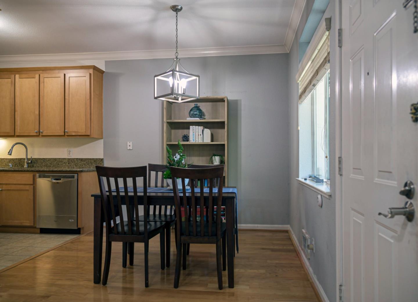 Detail Gallery Image 6 of 17 For 2968 Moorpark Ave #17,  San Jose,  CA 95128 - 2 Beds | 2 Baths