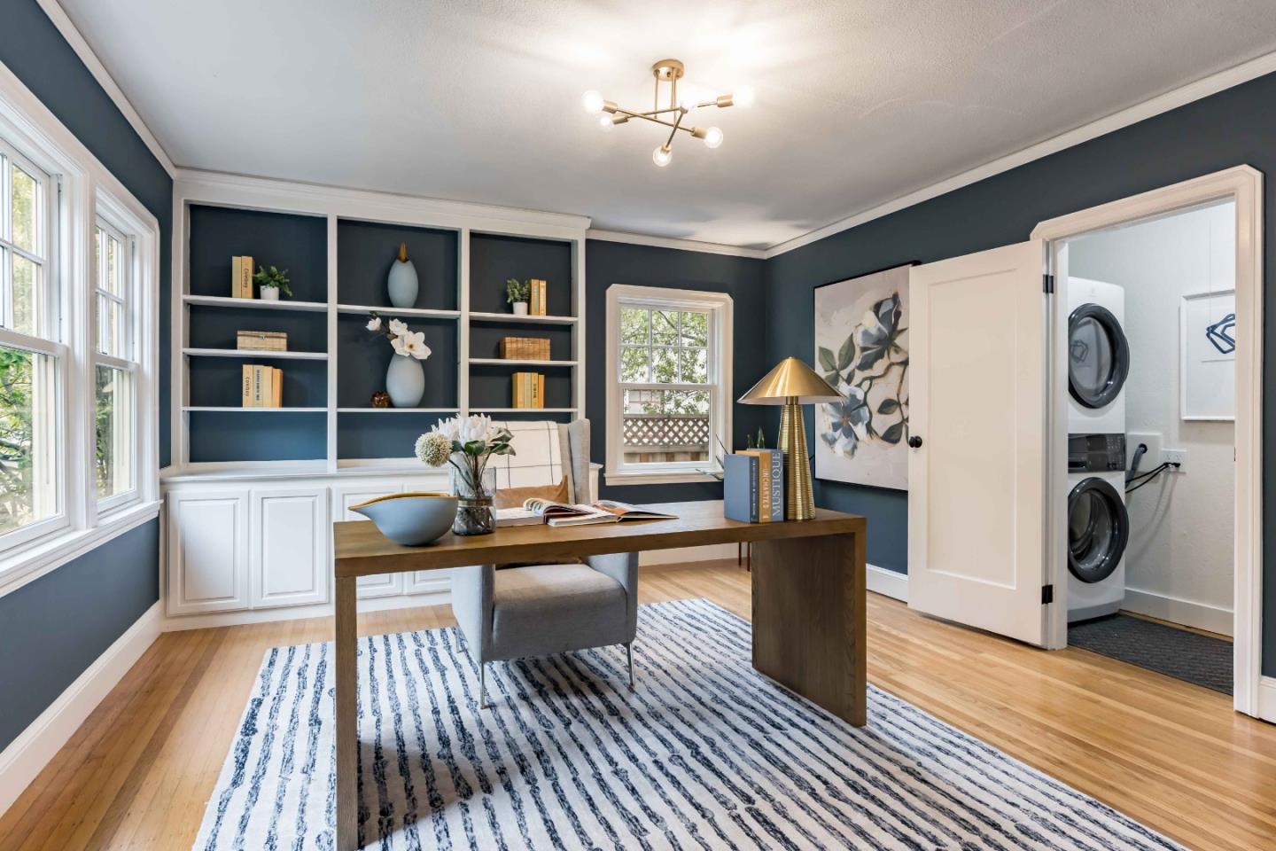 Detail Gallery Image 14 of 30 For 1837 Brewster Ave, Redwood City,  CA 94062 - 5 Beds | 3 Baths