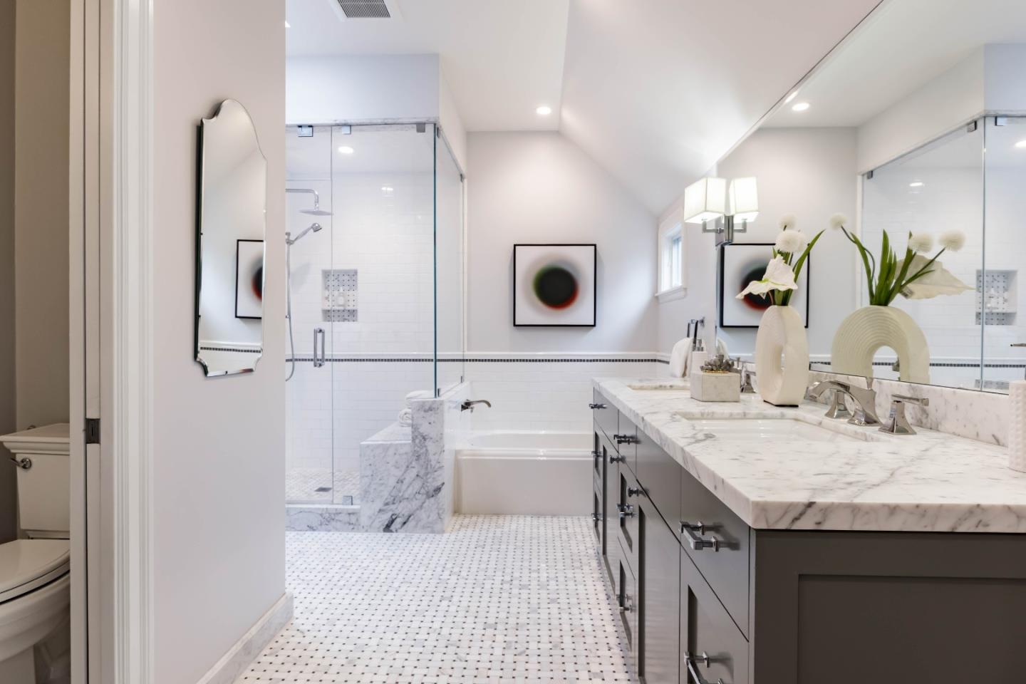 Detail Gallery Image 19 of 30 For 1837 Brewster Ave, Redwood City,  CA 94062 - 5 Beds | 3 Baths