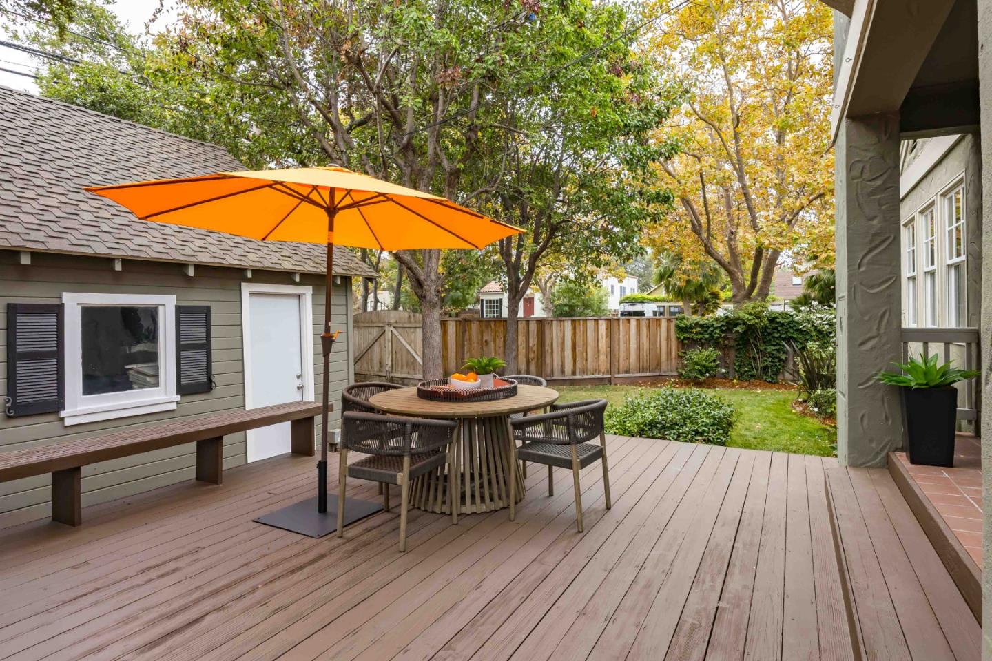 Detail Gallery Image 28 of 30 For 1837 Brewster Ave, Redwood City,  CA 94062 - 5 Beds | 3 Baths