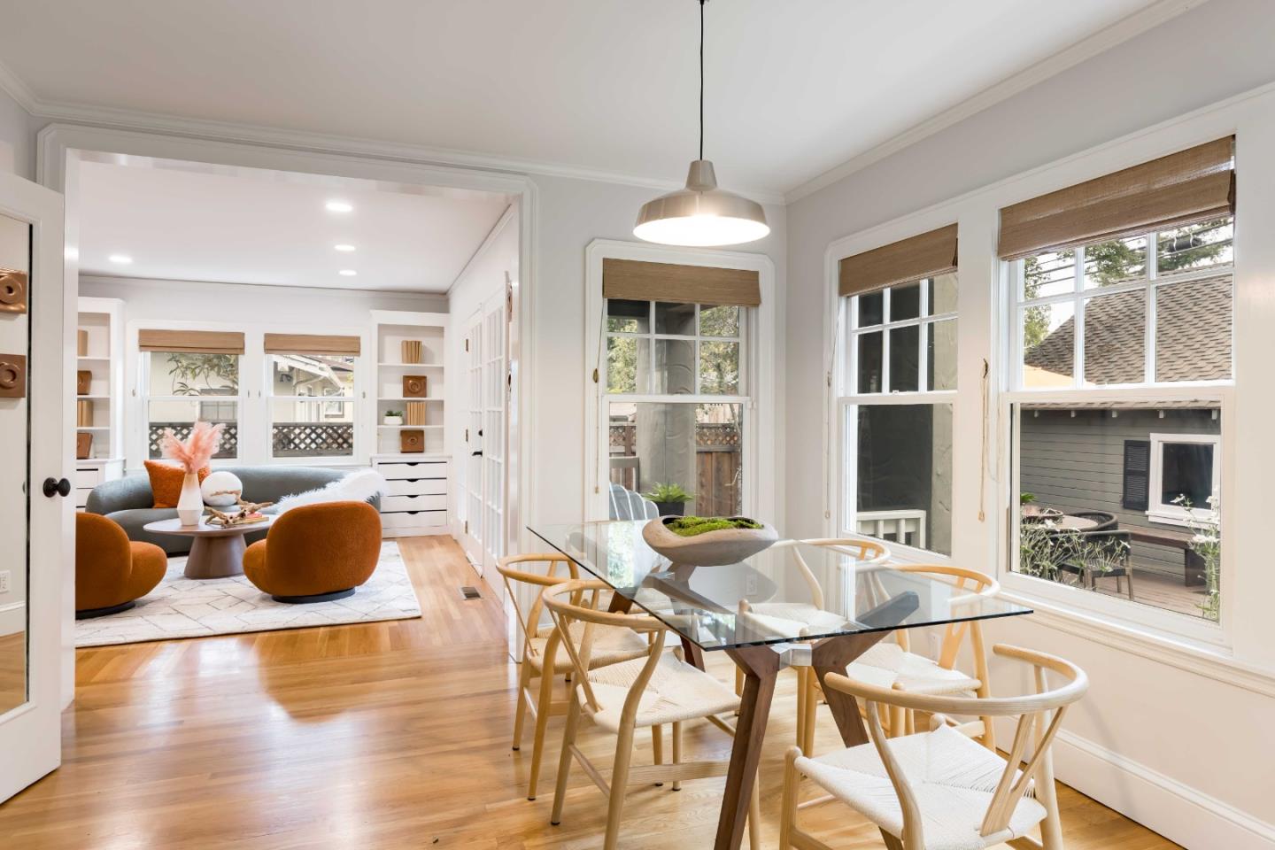 Detail Gallery Image 9 of 30 For 1837 Brewster Ave, Redwood City,  CA 94062 - 5 Beds | 3 Baths