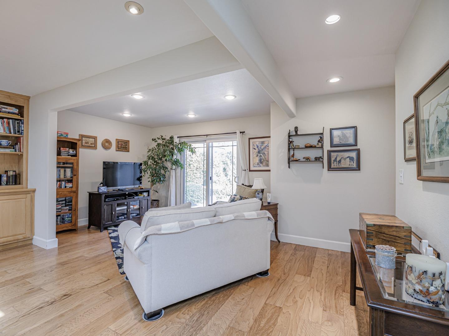Detail Gallery Image 24 of 53 For 531 Humes Ave, Aptos,  CA 95003 - 3 Beds | 2 Baths