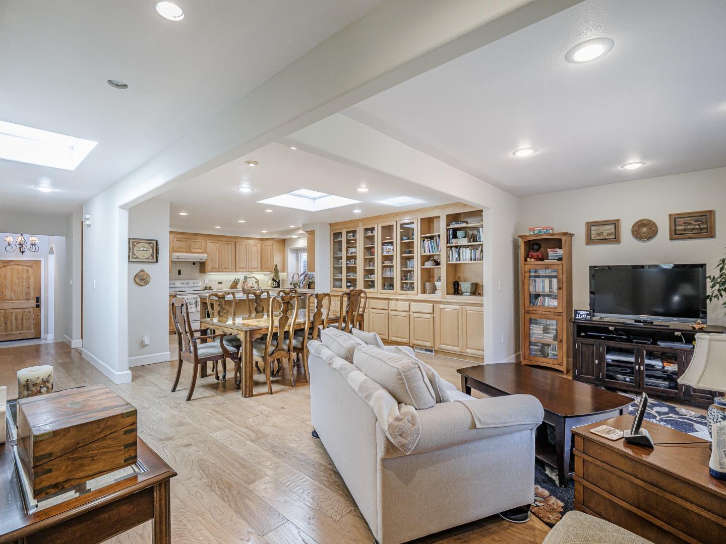 Detail Gallery Image 26 of 53 For 531 Humes Ave, Aptos,  CA 95003 - 3 Beds | 2 Baths
