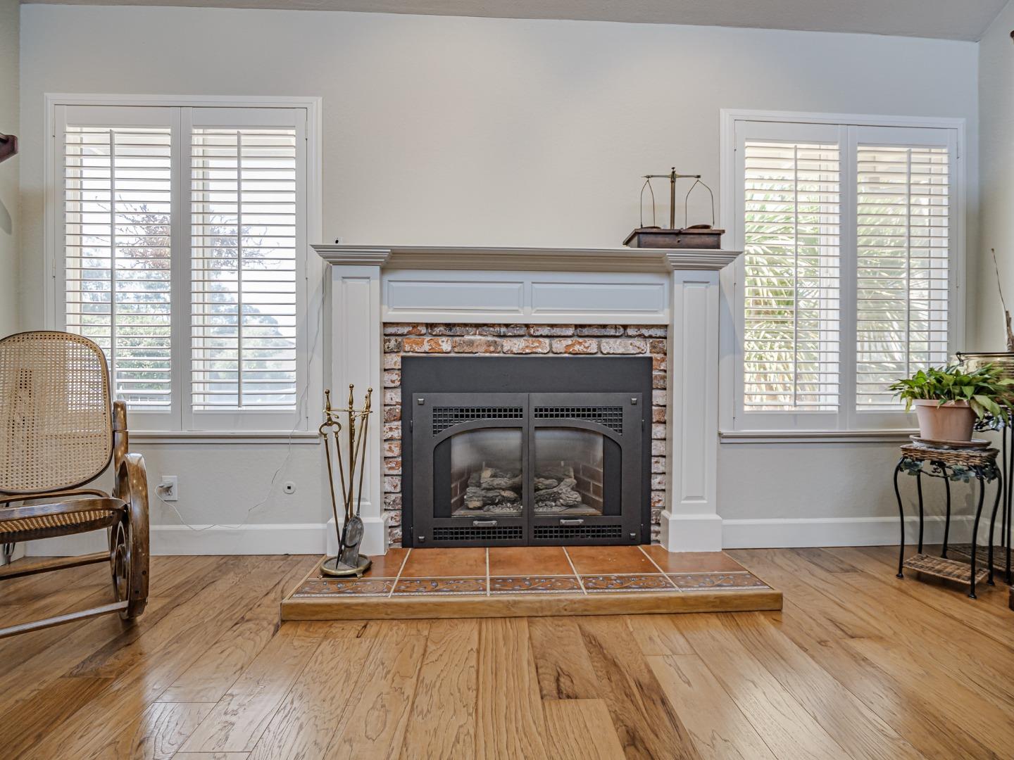 Detail Gallery Image 8 of 53 For 531 Humes Ave, Aptos,  CA 95003 - 3 Beds | 2 Baths