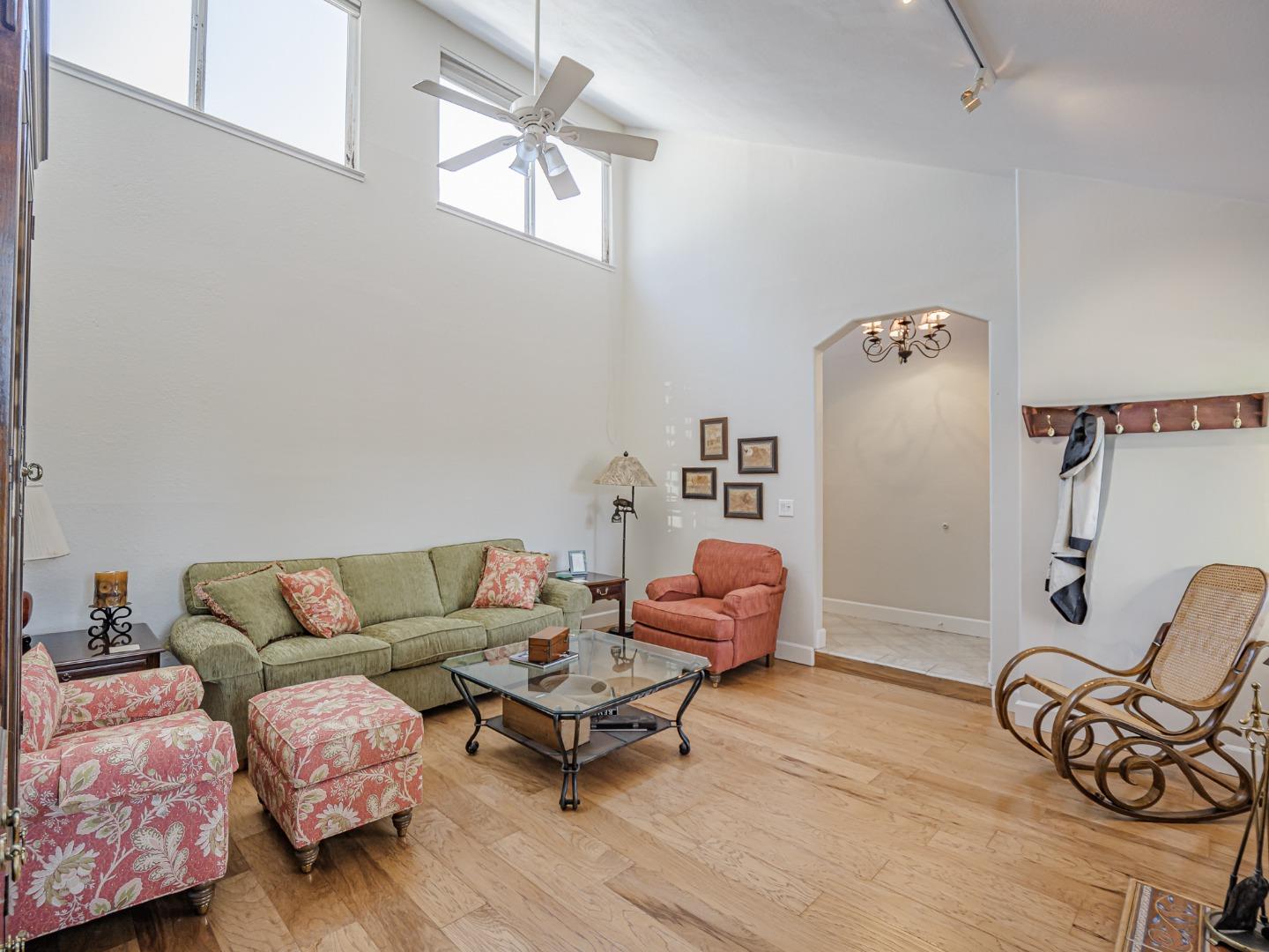 Detail Gallery Image 9 of 53 For 531 Humes Ave, Aptos,  CA 95003 - 3 Beds | 2 Baths