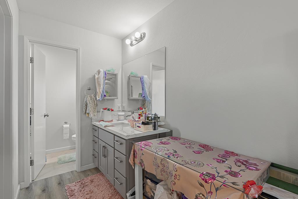 Detail Gallery Image 6 of 17 For 1281 Saratoga Ave, San Jose,  CA 95129 - – Beds | – Baths