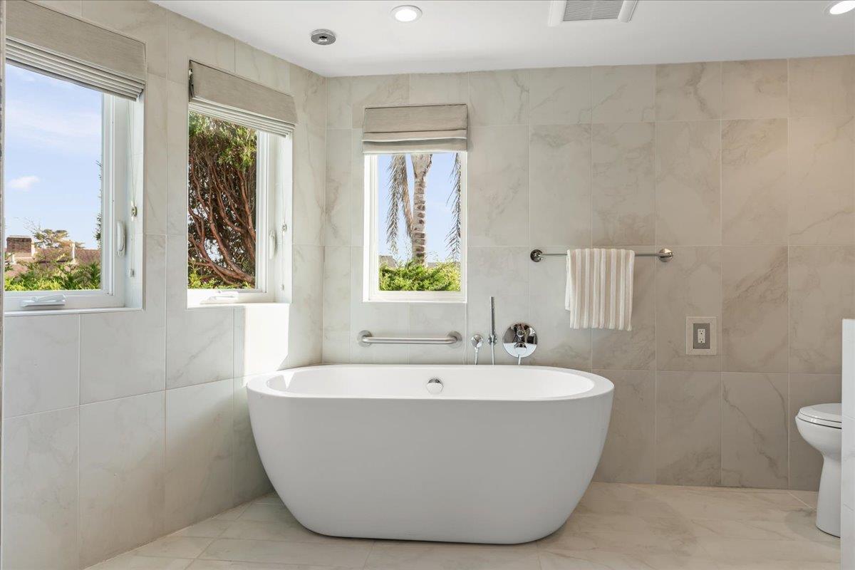 Detail Gallery Image 32 of 59 For 433 Seaview Dr, Aptos,  CA 95003 - 3 Beds | 3/1 Baths