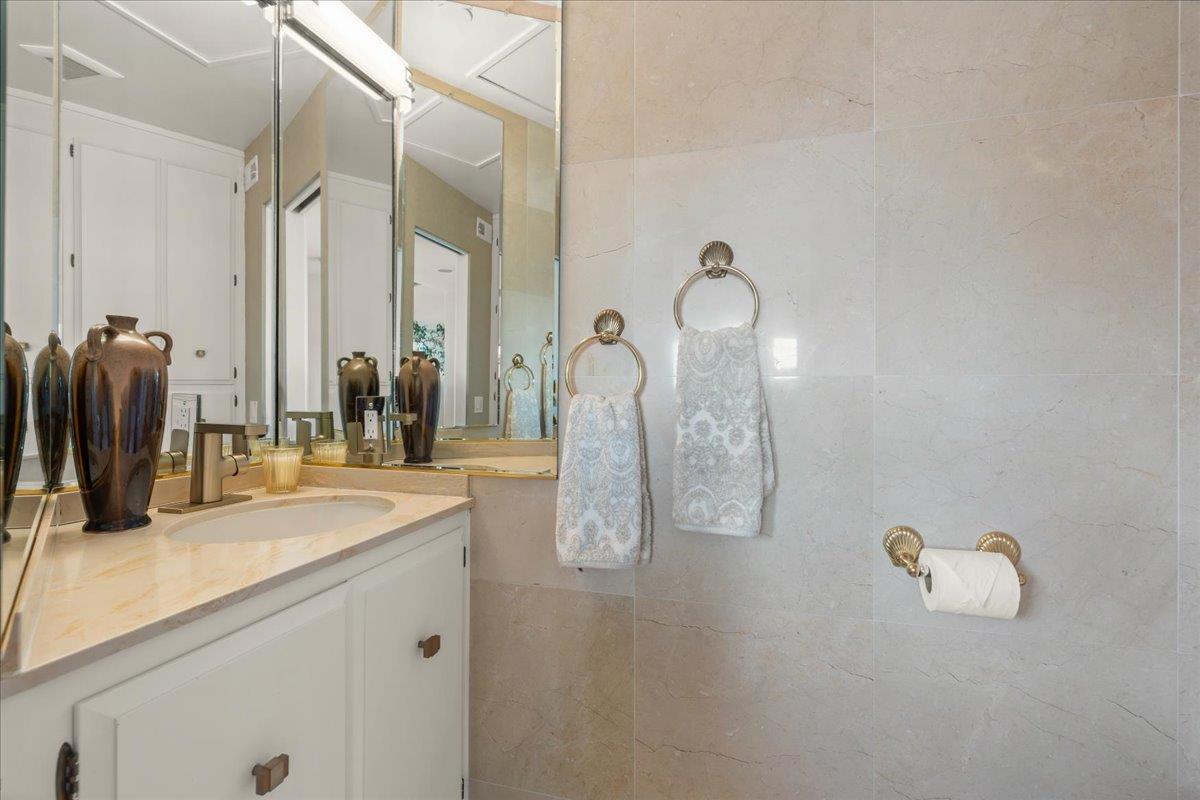 Detail Gallery Image 42 of 59 For 433 Seaview Dr, Aptos,  CA 95003 - 3 Beds | 3/1 Baths