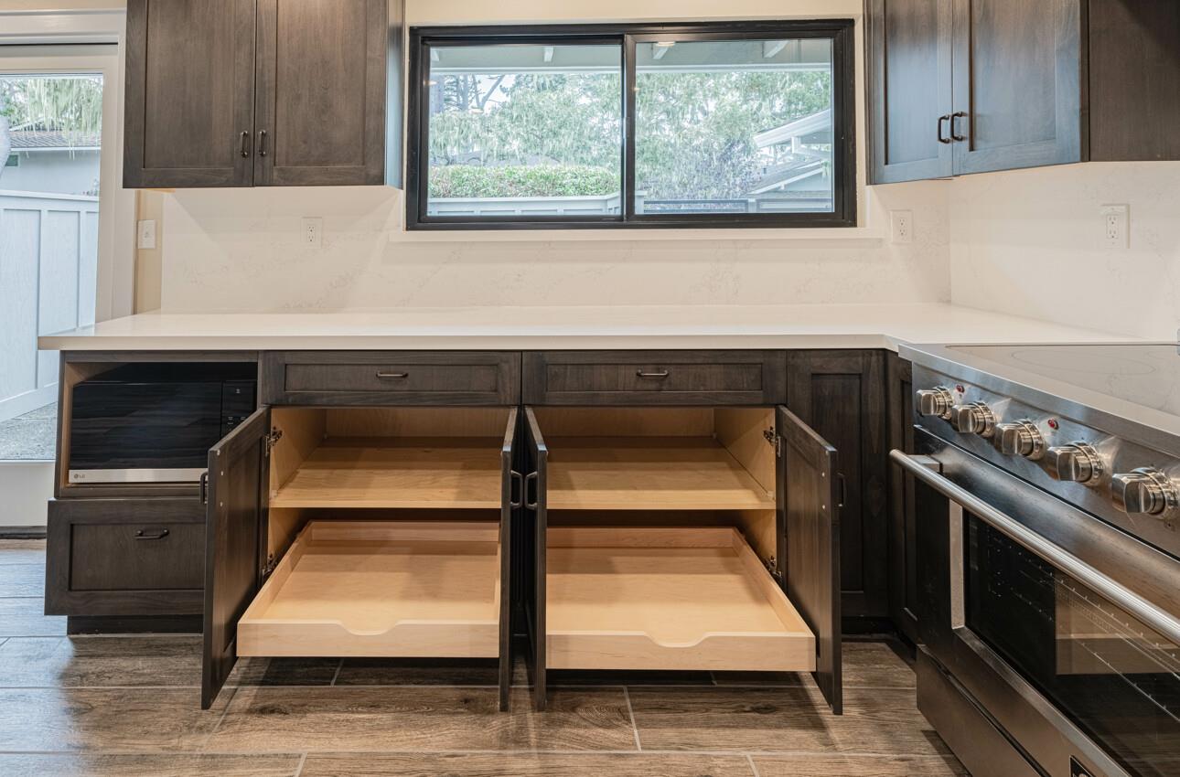 Detail Gallery Image 14 of 31 For 52 Country Club, Pacific Grove,  CA 93950 - 2 Beds | 2 Baths