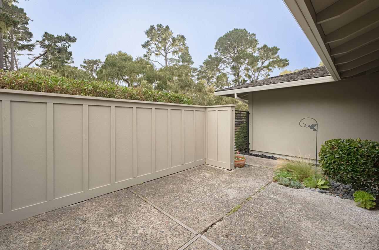 Detail Gallery Image 29 of 31 For 52 Country Club, Pacific Grove,  CA 93950 - 2 Beds | 2 Baths