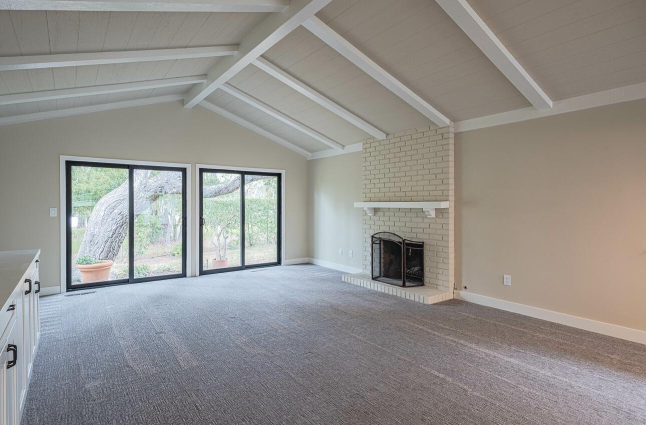 Detail Gallery Image 6 of 31 For 52 Country Club, Pacific Grove,  CA 93950 - 2 Beds | 2 Baths