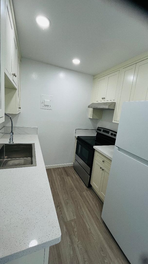 Detail Gallery Image 10 of 18 For 1139 Ayala Dr #3,  Sunnyvale,  CA 94086 - 2 Beds | 1 Baths