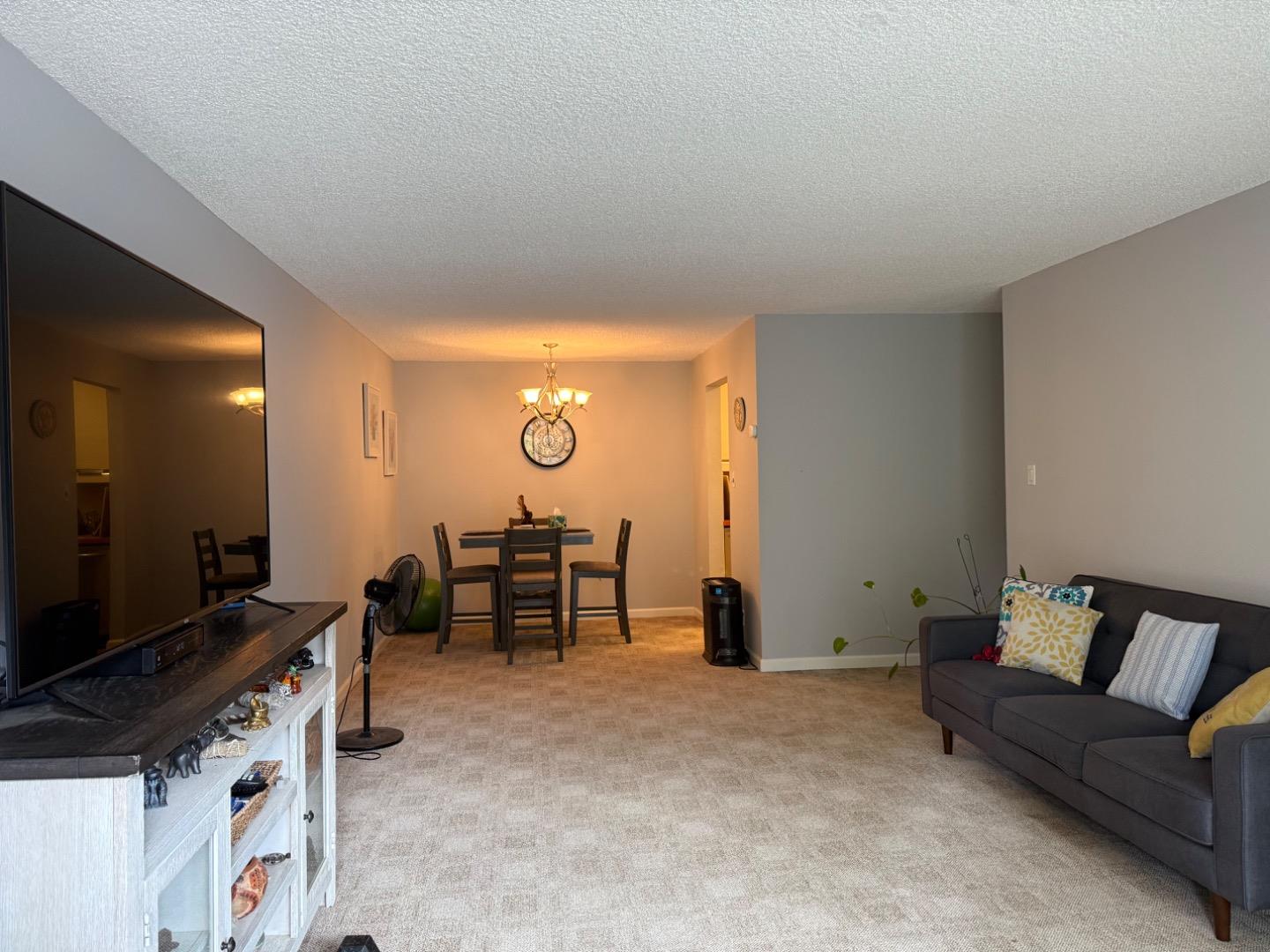 Detail Gallery Image 2 of 13 For 5344 Shelter Creek Ln, San Bruno,  CA 94066 - 2 Beds | 2 Baths