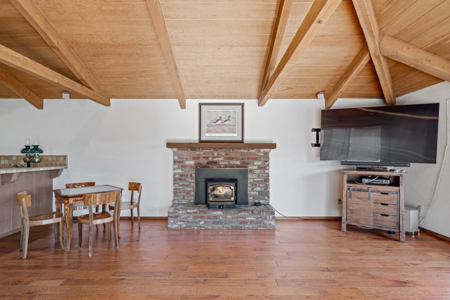 Detail Gallery Image 21 of 62 For 35 Rays Cir, Hollister,  CA 95023 - 4 Beds | 2/1 Baths