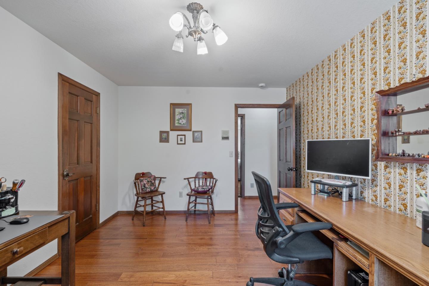 Detail Gallery Image 30 of 62 For 35 Rays Cir, Hollister,  CA 95023 - 4 Beds | 2/1 Baths