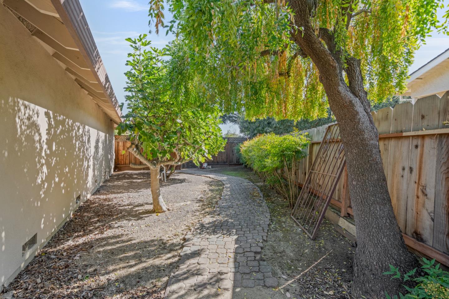 Detail Gallery Image 58 of 62 For 35 Rays Cir, Hollister,  CA 95023 - 4 Beds | 2/1 Baths