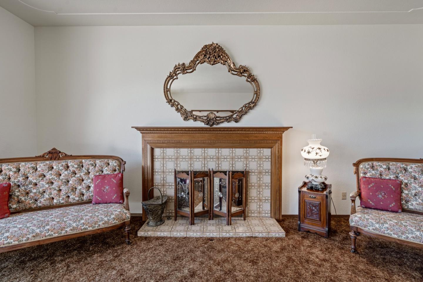 Detail Gallery Image 7 of 62 For 35 Rays Cir, Hollister,  CA 95023 - 4 Beds | 2/1 Baths