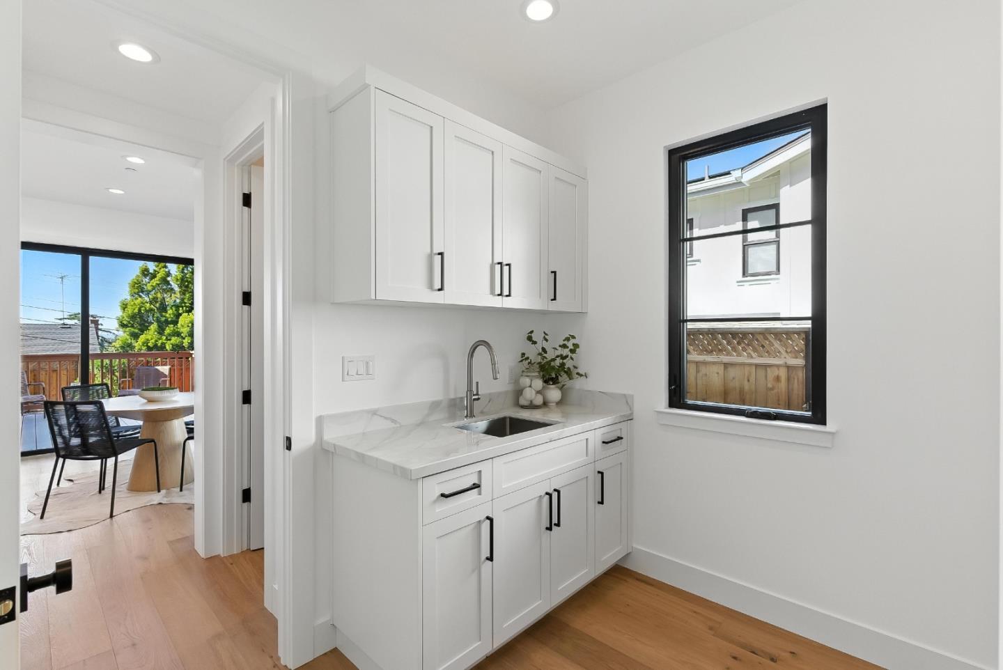 Detail Gallery Image 11 of 48 For 312 W 39th Ave, San Mateo,  CA 94403 - 4 Beds | 3/1 Baths