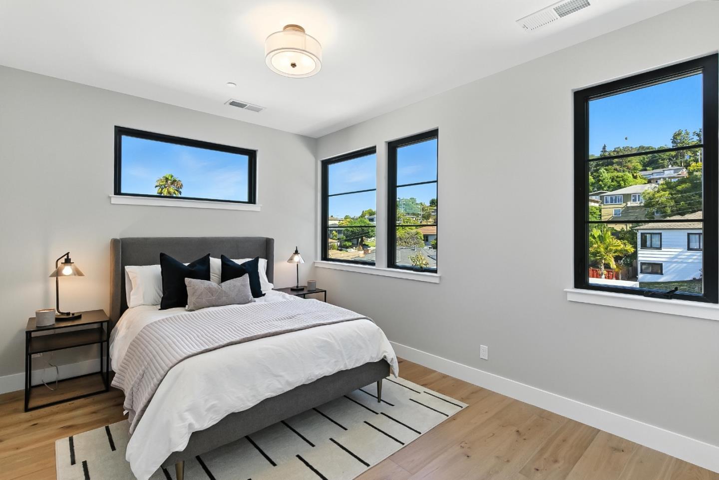 Detail Gallery Image 23 of 48 For 312 W 39th Ave, San Mateo,  CA 94403 - 4 Beds | 3/1 Baths