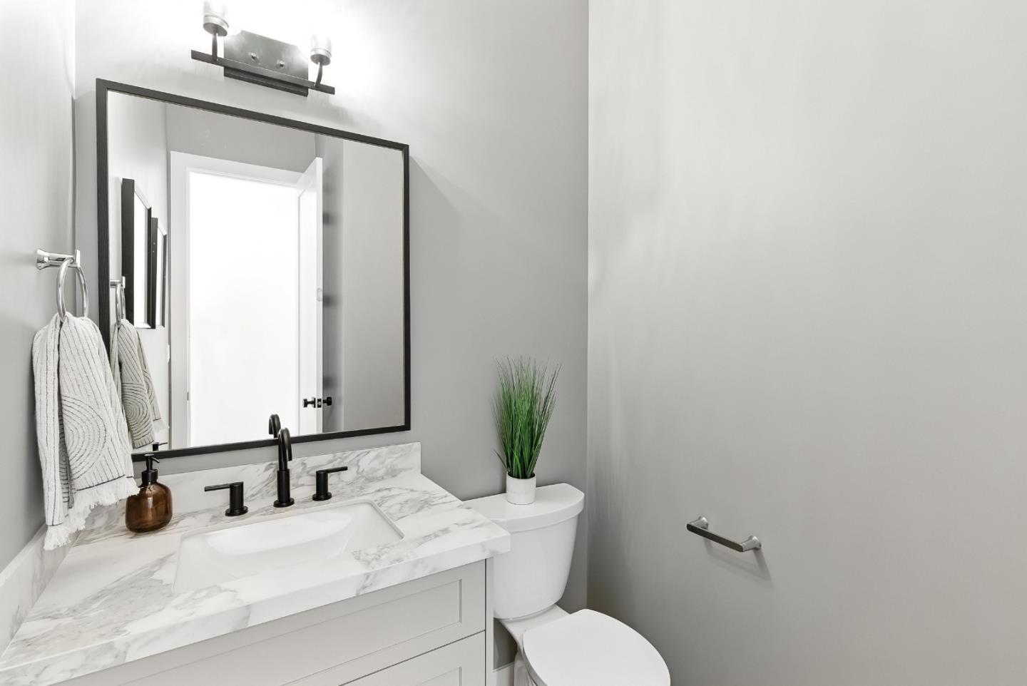 Detail Gallery Image 29 of 48 For 312 W 39th Ave, San Mateo,  CA 94403 - 4 Beds | 3/1 Baths