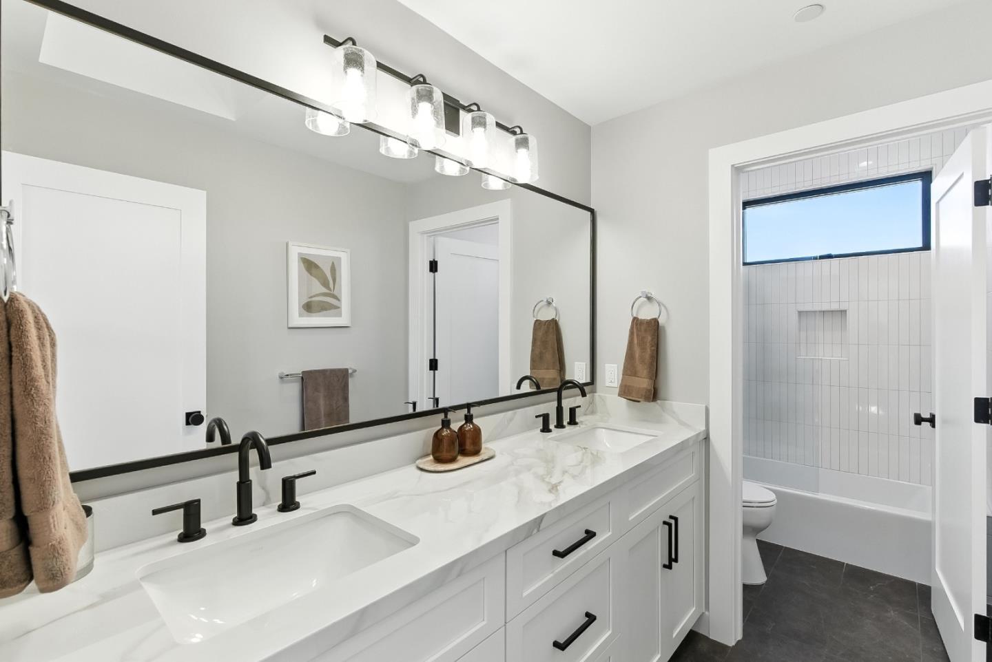 Detail Gallery Image 30 of 48 For 312 W 39th Ave, San Mateo,  CA 94403 - 4 Beds | 3/1 Baths