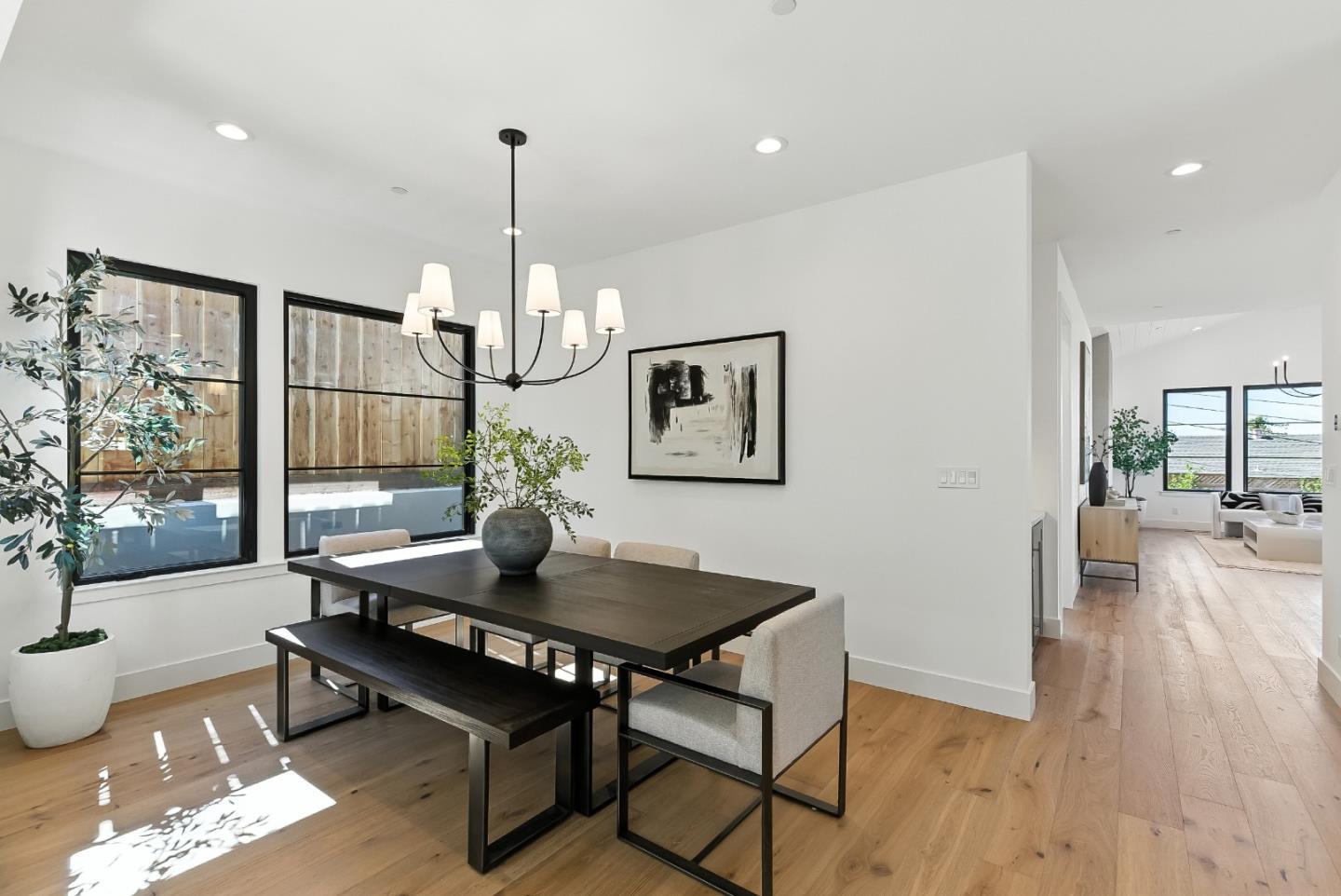 Detail Gallery Image 6 of 48 For 312 W 39th Ave, San Mateo,  CA 94403 - 4 Beds | 3/1 Baths