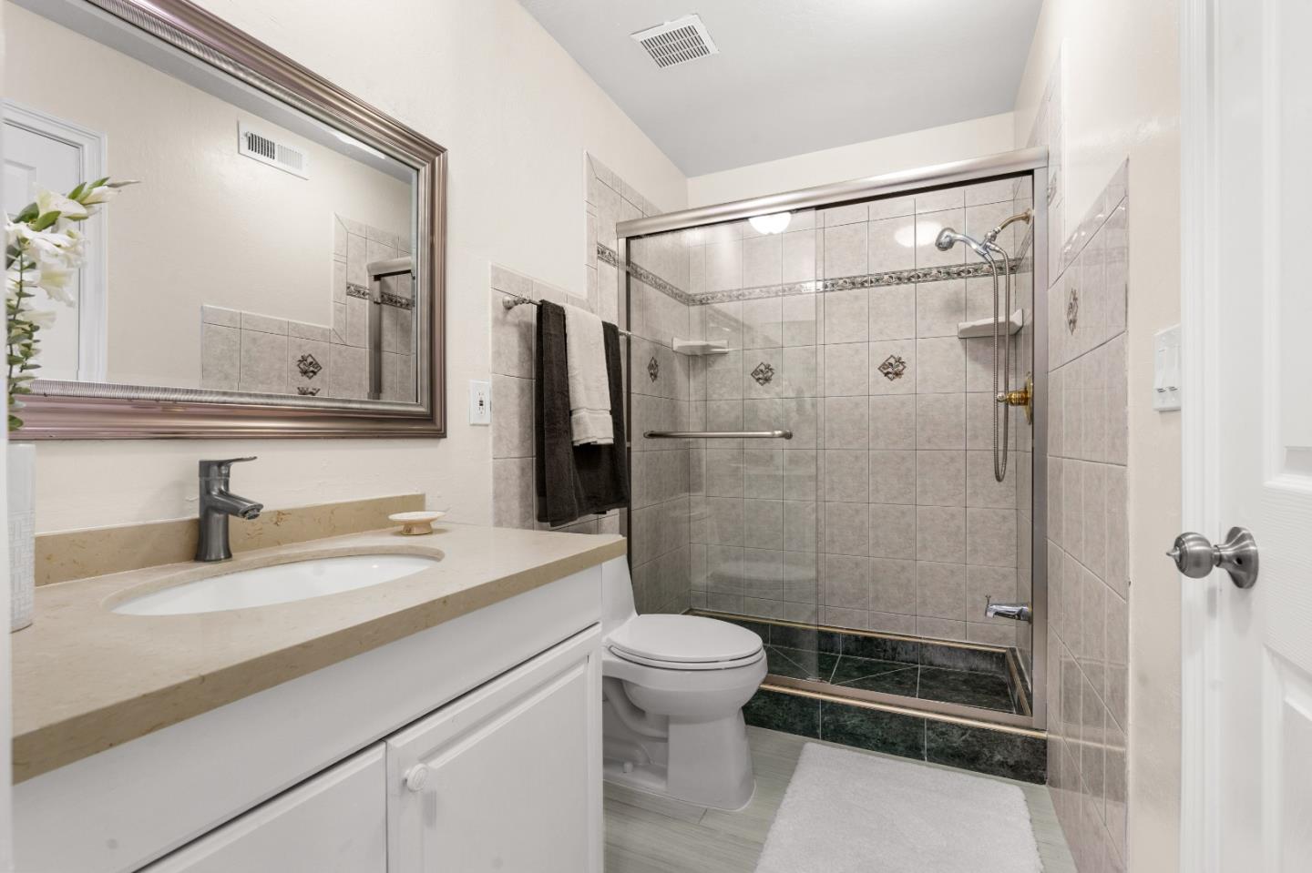 Detail Gallery Image 19 of 23 For 1238 Stayner Rd, San Jose,  CA 95121 - 3 Beds | 2 Baths