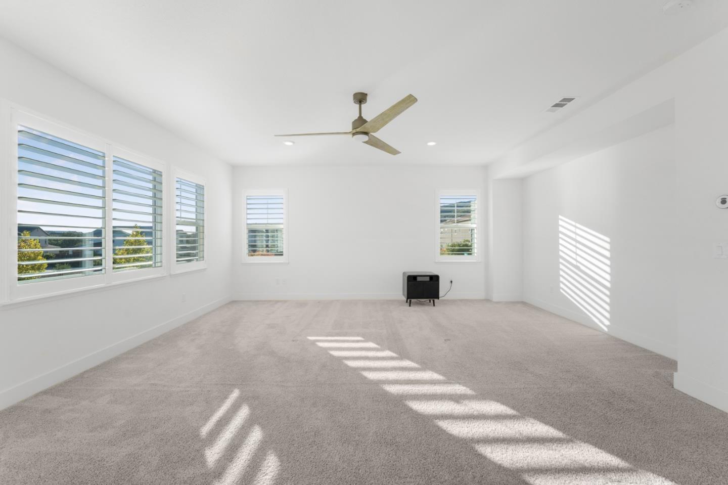 Detail Gallery Image 22 of 59 For 1591 Vinsanto Ct, Gilroy,  CA 95020 - 5 Beds | 4/1 Baths